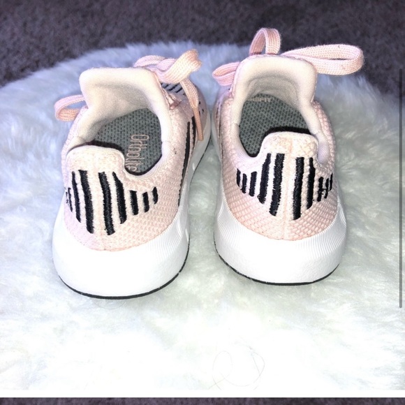 Toddler girl adidas - Picture 2 of 3